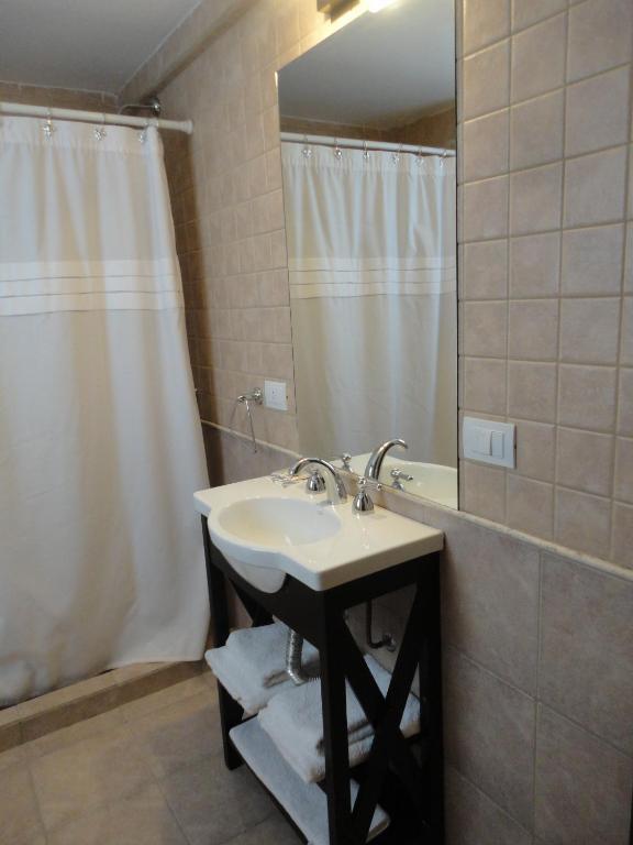 Unquehue Apartamentos Dormis Villa La Angostura Bilik gambar